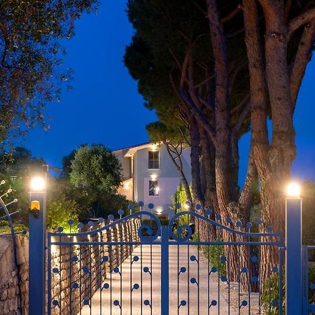 Villa Lea Imperia Exterior photo