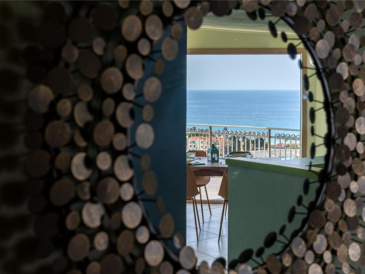 Villa Lea Imperia Exterior photo